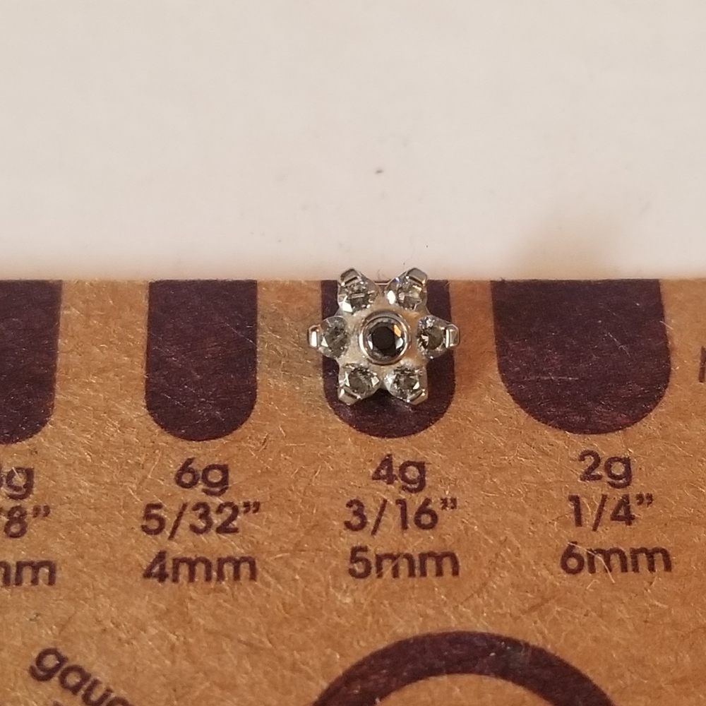 18g threaded flower